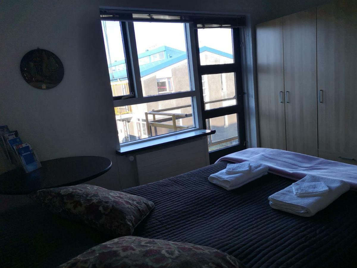 Homestay 冰岛雷克雅未克市中心kringlan别墅 Reykjavik